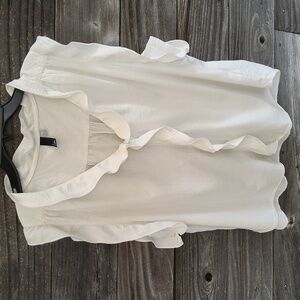 Kut From The Kloth White Ruffle Sleeveless Blouse Size Large